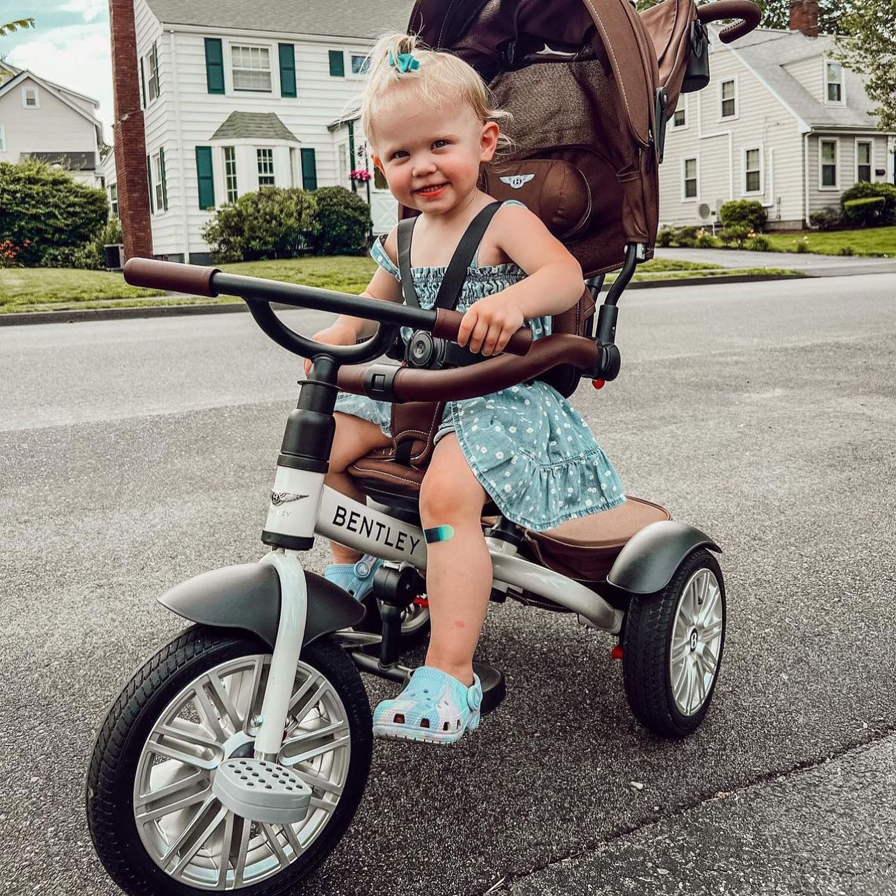 Tricycles vs. Balance Bikes: Which Is Better for Your Child?
